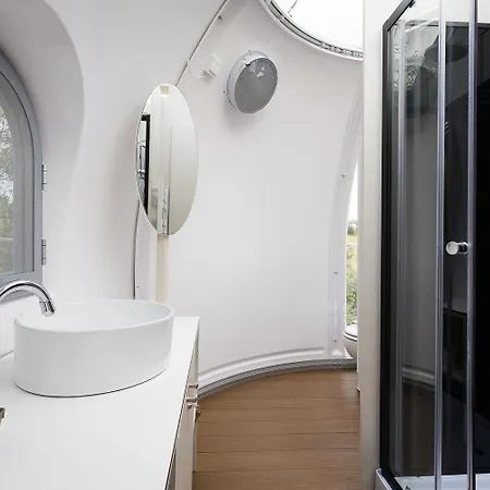 Bubble Perseus Monsampolo Del Tronto